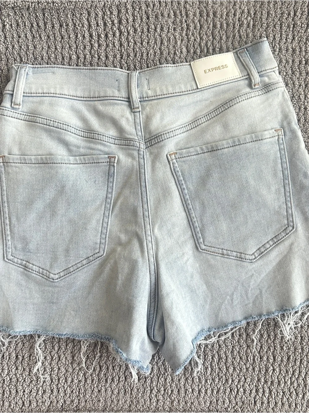 Express Light Wash MOM SHORTS 4 Denim Cutoff Shorts with Frayed Hem